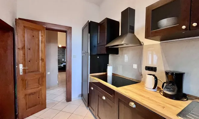 Недвижимость Трехкомнатная квартира в центре Опатии: 6