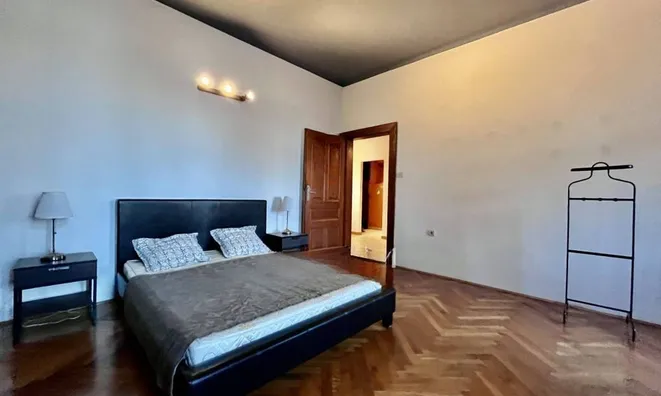 Недвижимость Трехкомнатная квартира в центре Опатии: 9