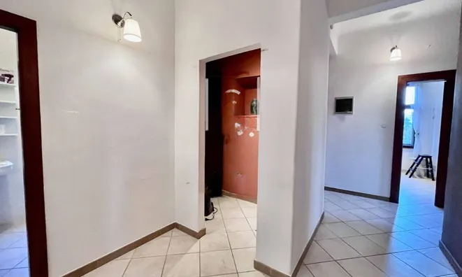 Недвижимость Трехкомнатная квартира в центре Опатии: 16