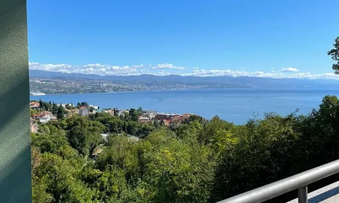 Недвижимость Четырехкомнатная квартира в центре Опатии: 9