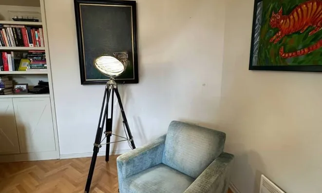 Недвижимость Четырехкомнатная квартира Центр: 3