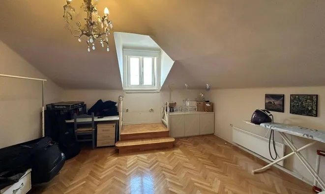 Недвижимость Четырехкомнатная квартира Центр: 11