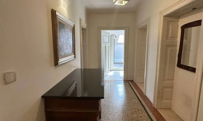 Недвижимость Четырехкомнатная квартира Центр: 14