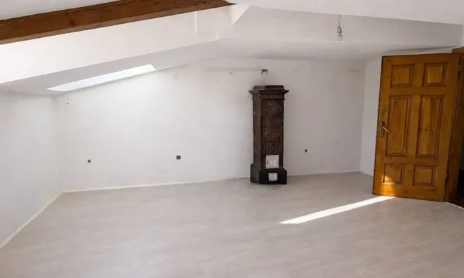 Недвижимость Четырехкомнатная квартира, Центр, Опатия: 3