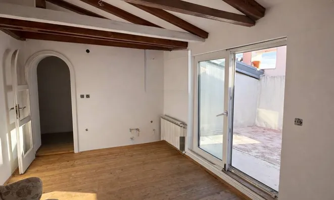 Недвижимость Четырехкомнатная квартира, Центр, Опатия: 5