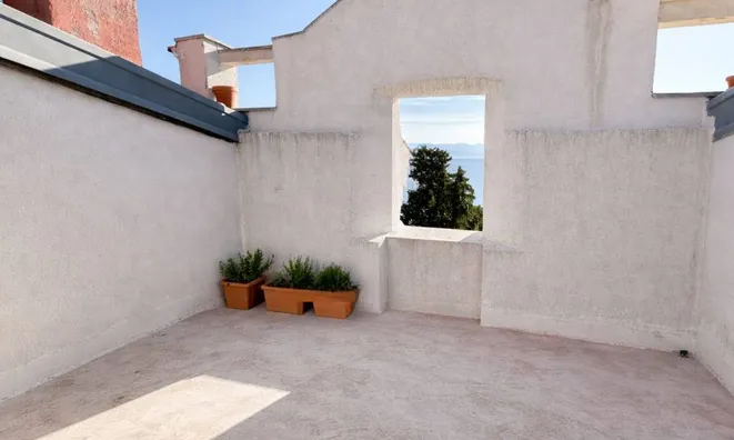 Недвижимость Четырехкомнатная квартира, Центр, Опатия: 9