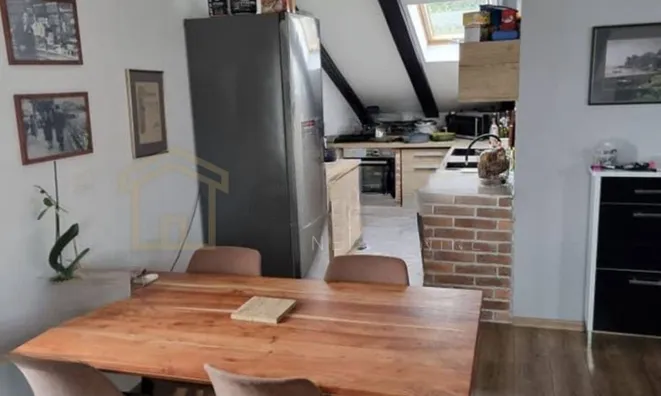 Недвижимость Двухкомнатная квартира в центре: 5