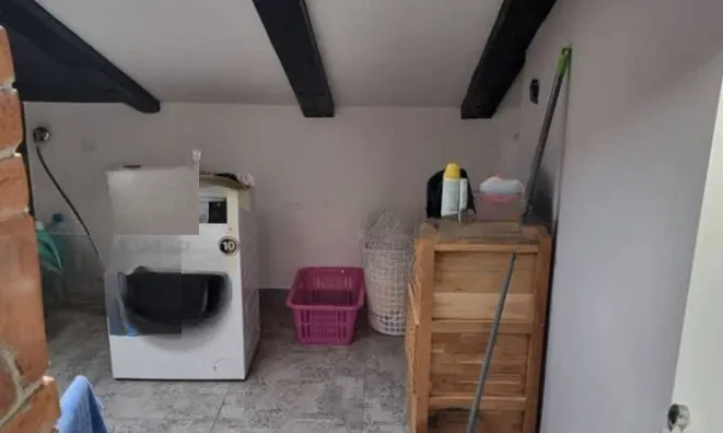 Недвижимость Двухкомнатная квартира в центре: 10