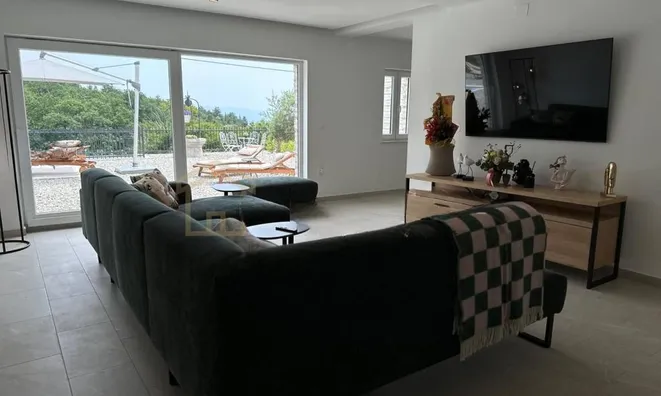 Недвижимость Семейный дом в Опатии: 4