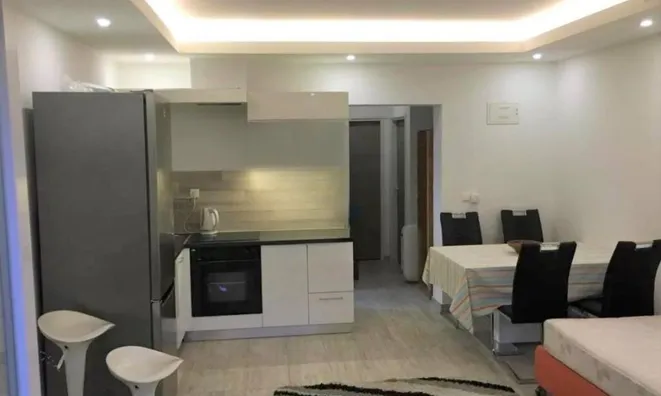 Недвижимость Многоквартирный дом Вепринац: 2