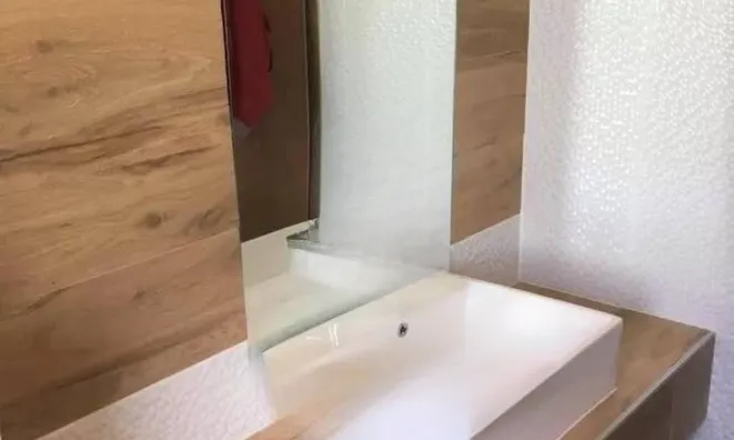 Недвижимость Многоквартирный дом Вепринац: 8