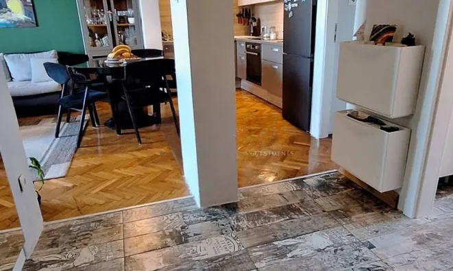 Недвижимость Трёхкомнатная квартира Зоря: 8