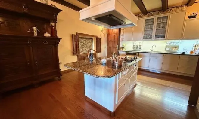 Недвижимость Квартира в центре Опатии: 10