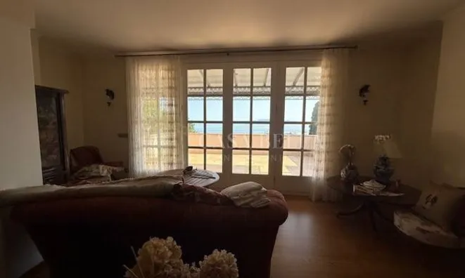 Недвижимость Квартира в центре Опатии: 33