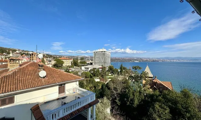 Недвижимость Четырехкомнатная квартира в центре Опатии: 3