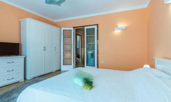 Недвижимость Четырехкомнатная Квартира В Центре: 12