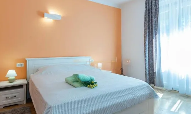 Недвижимость Четырехкомнатная Квартира В Центре: 13