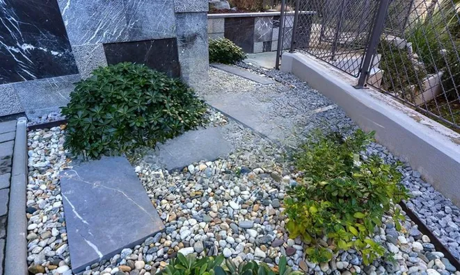 Недвижимость Трёхкомнатная квартира в центре: 8