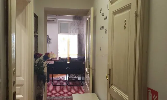 Недвижимость Трёхкомнатная квартира Центр: 7