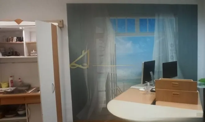 Недвижимость Трёхкомнатная квартира Центр: 9