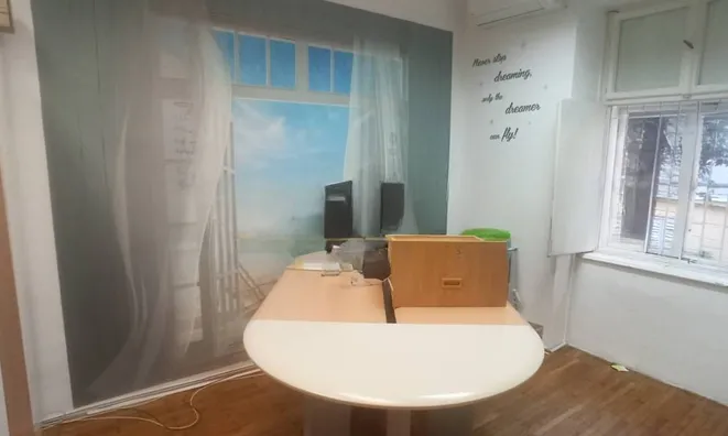 Недвижимость Трёхкомнатная квартира Центр: 10