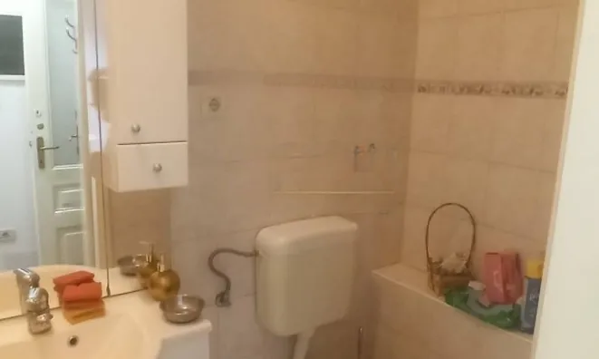 Недвижимость Трёхкомнатная квартира Центр: 21