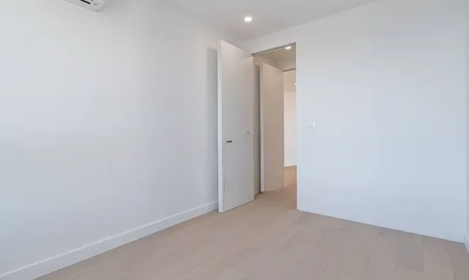 Недвижимость Четырехкомнатная Квартира Центр: 4