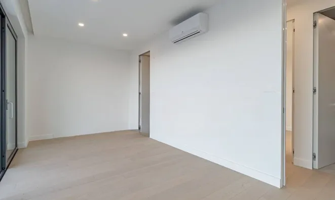 Недвижимость Четырехкомнатная Квартира Центр: 14