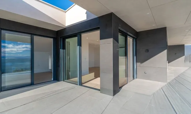 Недвижимость Четырёхкомнатная квартира в центре Опатии: 2