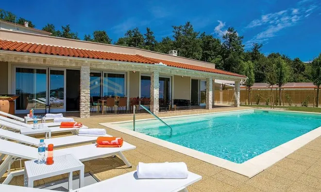 Недвижимость Дом в Вепринац, Опатия: 20