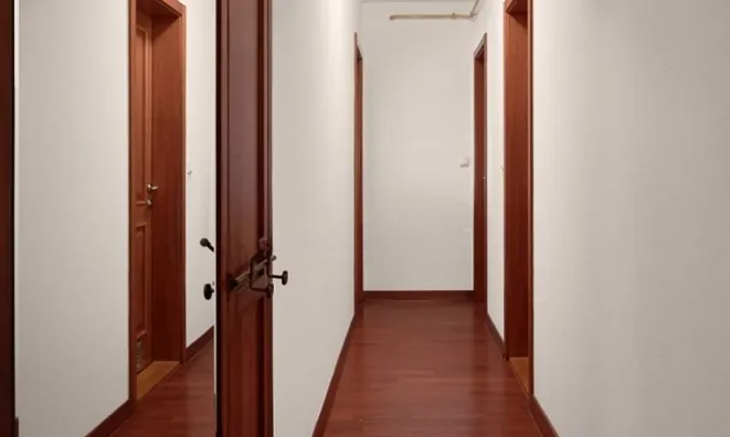 Недвижимость Трёхкомнатная квартира, Центр: 15