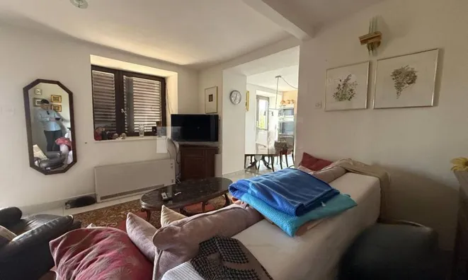 Недвижимость Двухкомнатная квартира Запад: 6