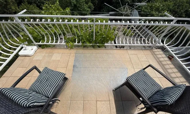 Недвижимость Двухкомнатная квартира Запад: 11