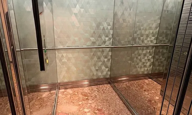 Недвижимость Трехкомнатная квартира Центр: 13