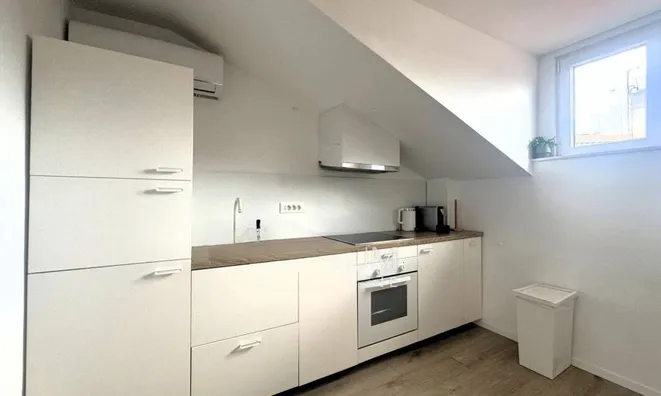 Недвижимость Трехкомнатная квартира в центре Опатии: 4