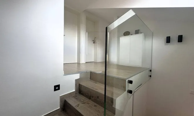 Недвижимость Трехкомнатная квартира в центре Опатии: 5