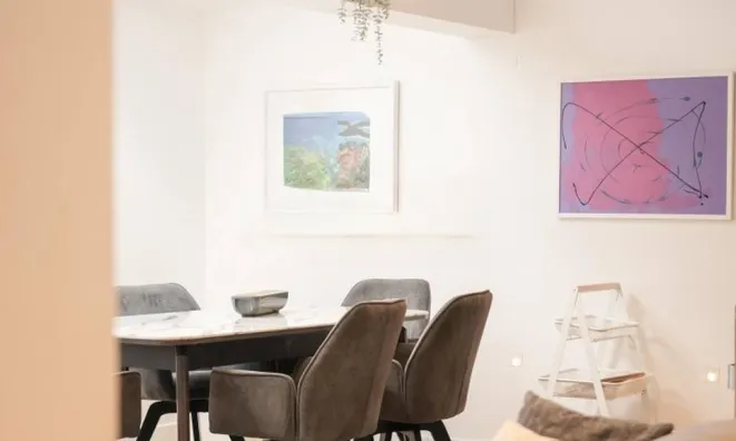 Недвижимость Трехкомнатная квартира в Центре: 9