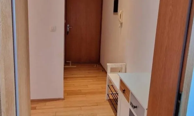 Недвижимость Трехкомнатная квартира Побри: 4