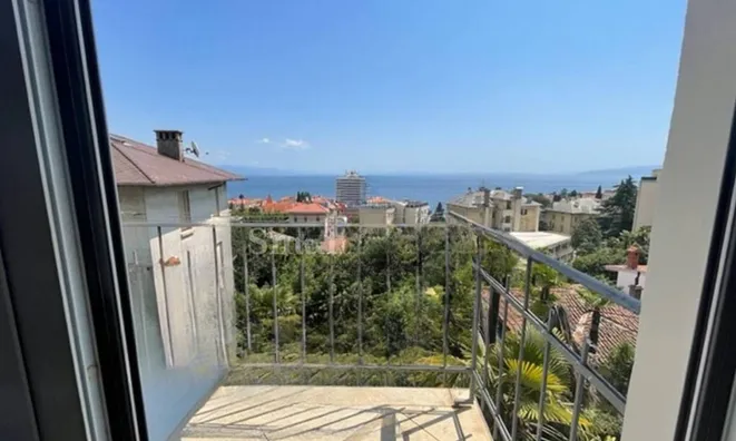 Недвижимость Четырёхкомнатная квартира в центре Опатии: 7