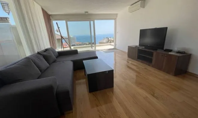 Недвижимость Четырёхкомнатная квартира в центре Опатии: 8