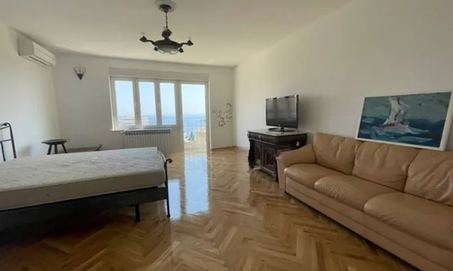 Недвижимость Четырёхкомнатная квартира в центре Опатии: 18