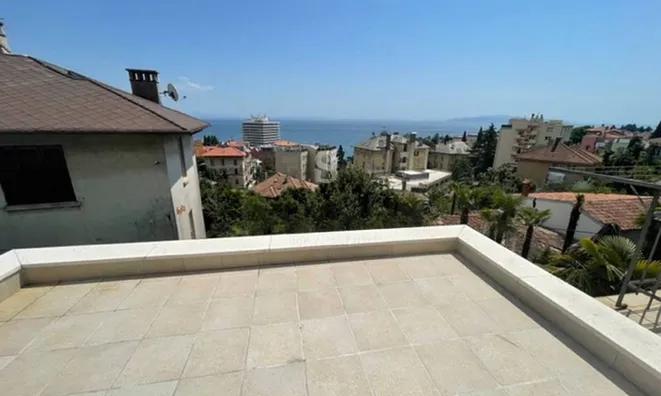 Недвижимость Четырёхкомнатная квартира в центре Опатии: 23