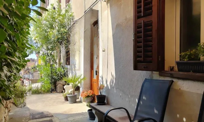 Недвижимость Четырехкомнатная квартира Воложко: 1