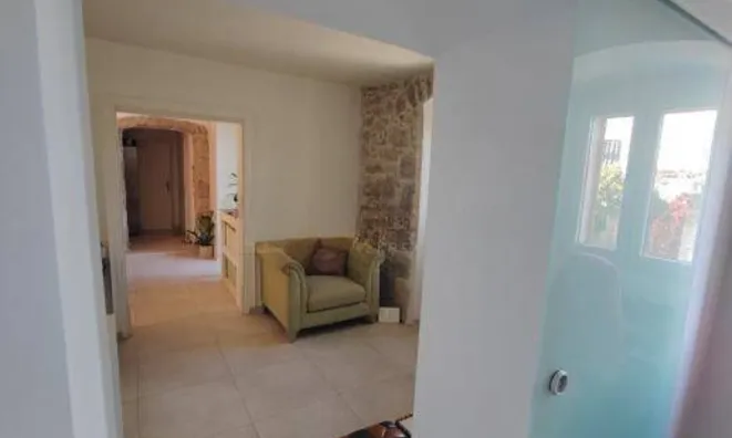 Недвижимость Четырехкомнатная квартира Воложко: 8