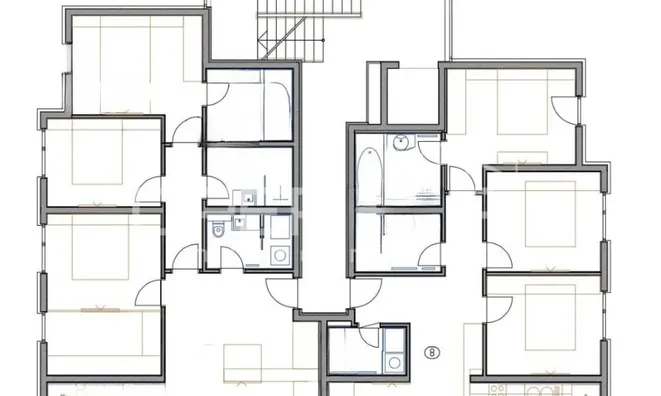 Недвижимость Четырехкомнатная квартира, Центр: 2