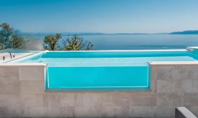 Недвижимость Многоквартирный дом в Опатии: 8