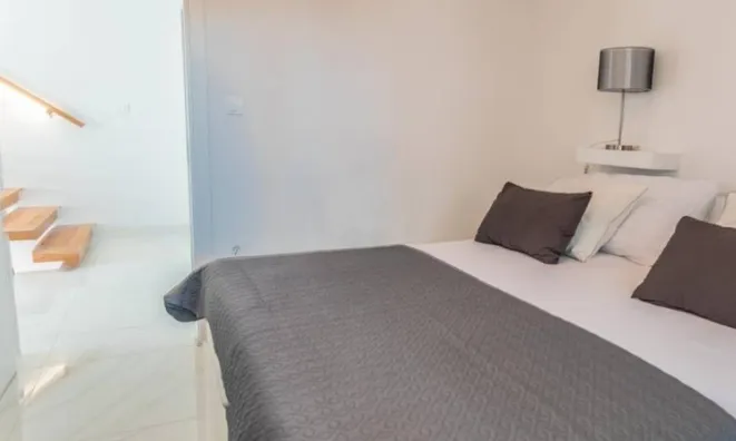 Недвижимость Многоквартирный дом в Опатии: 24