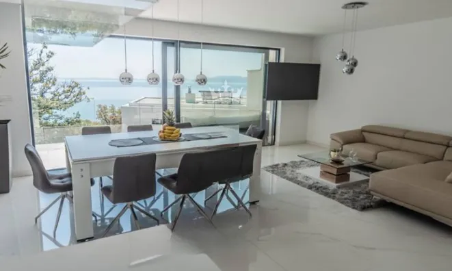 Недвижимость Многоквартирный дом в Опатии: 28