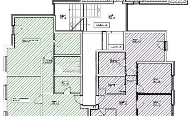 Недвижимость Трехкомнатная квартира в центре: 25