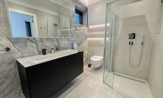 Недвижимость Четырехкомнатная квартира Центр: 20